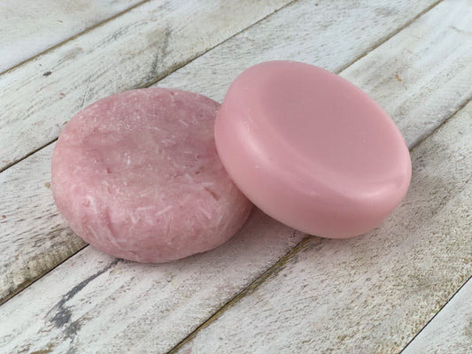 Bombshell type Shampoo and Conditioner Bar Sets